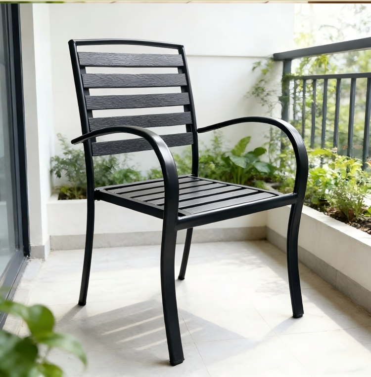 Verona Outdoor Stackable Chair